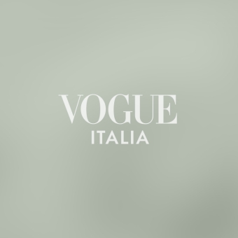 Come eliminare i brufoli sottopelle. Lo scrive Vogue